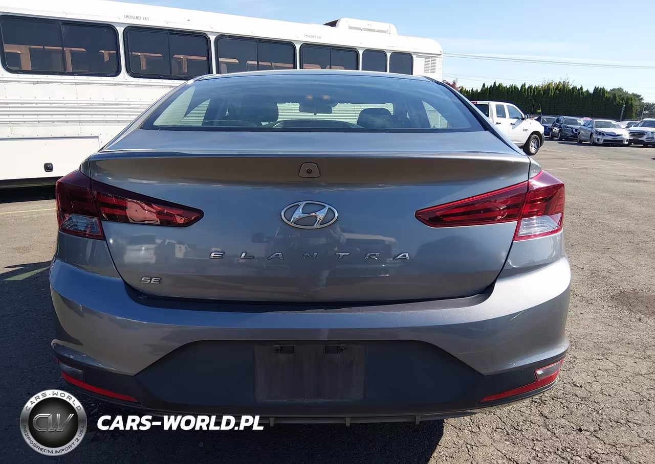 2019 Hyundai Elantra Se VIN:5NPD74LF6KH476800 - 16
