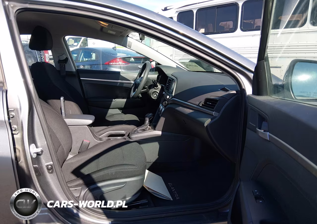 2019 Hyundai Elantra Se VIN:5NPD74LF6KH476800 - 5