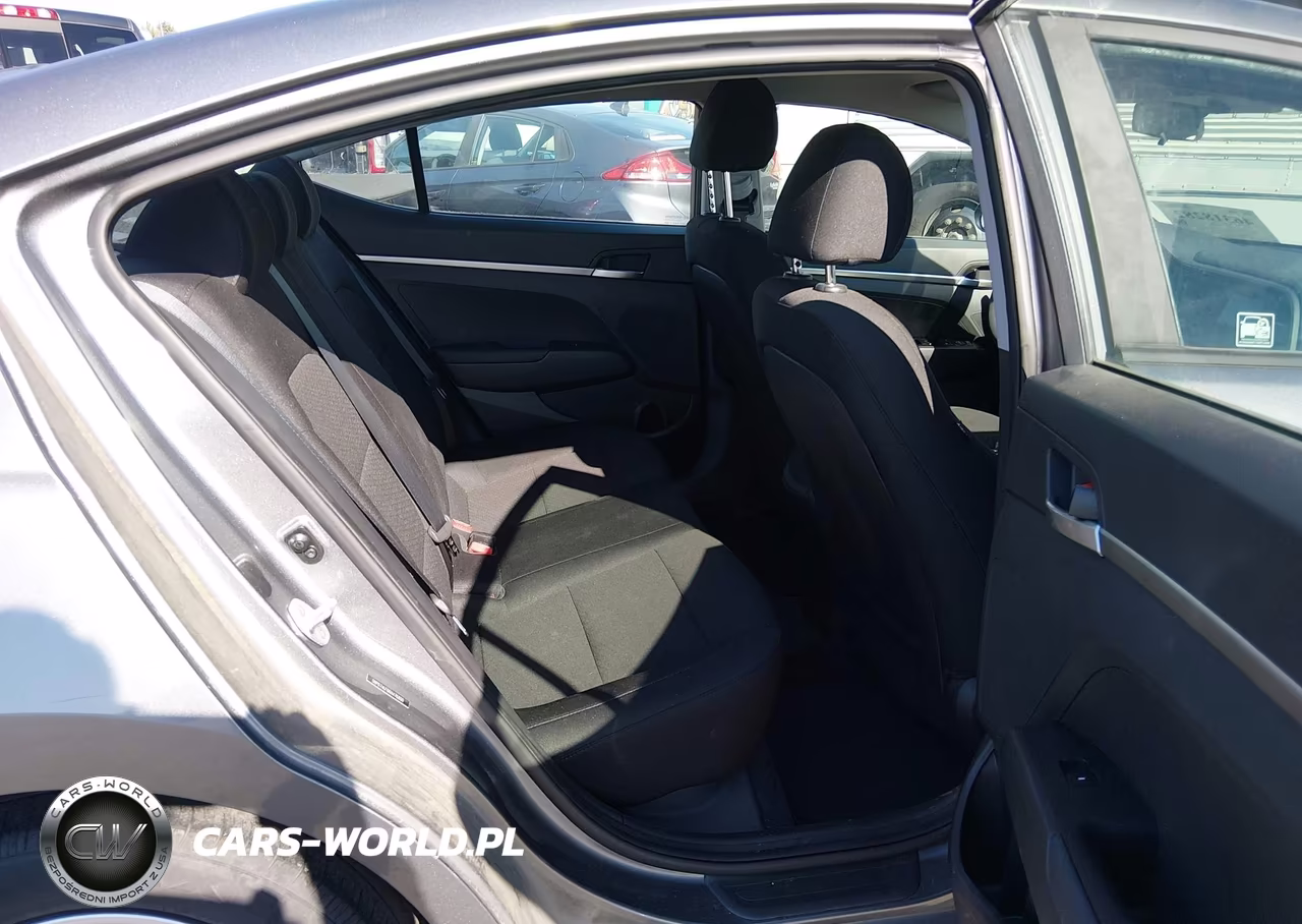 2019 Hyundai Elantra Se VIN:5NPD74LF6KH476800 - 8