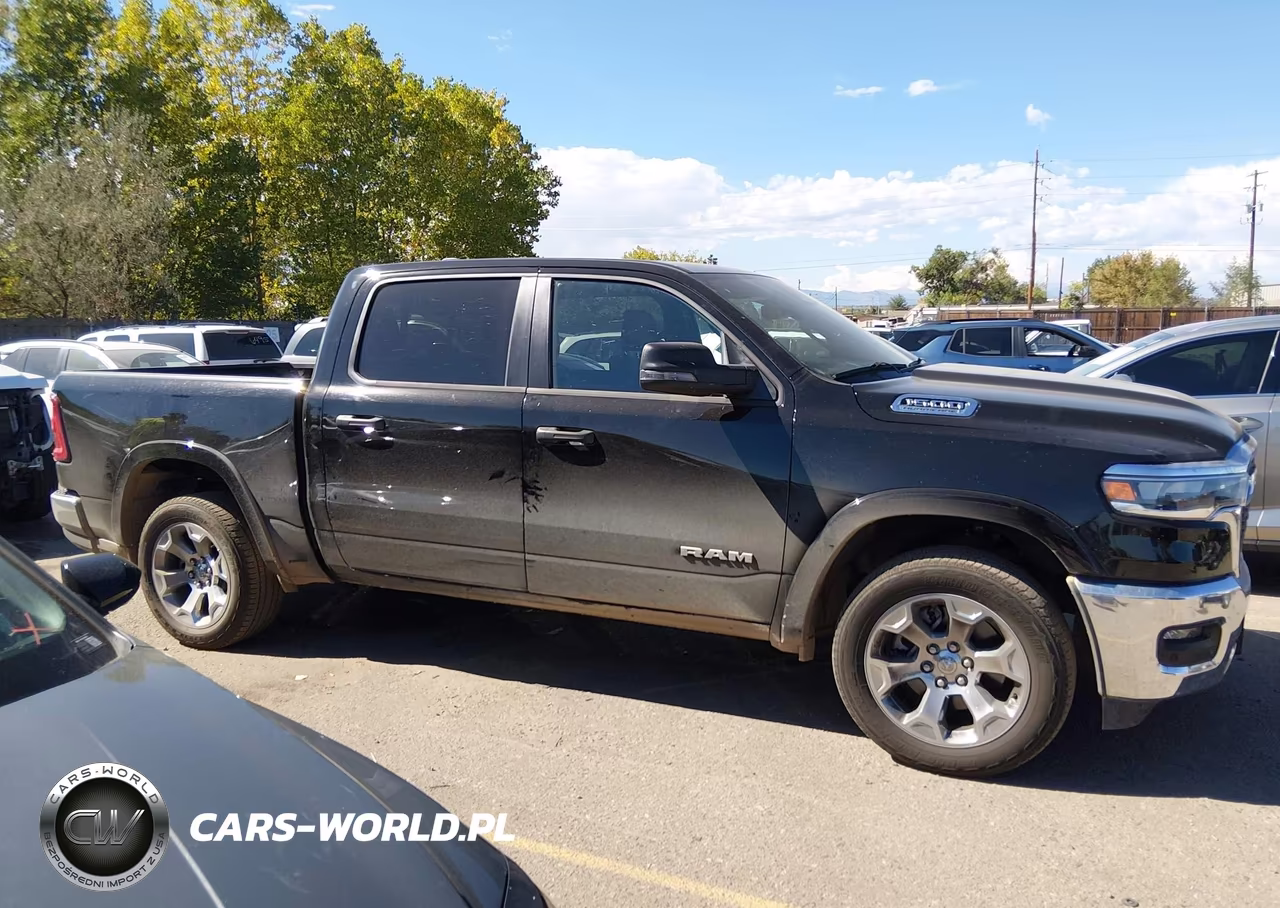 2026 Ram 1500 Big Horn 4X4 5'7 Box VIN:3C6SRFFP2T4159794 - 14