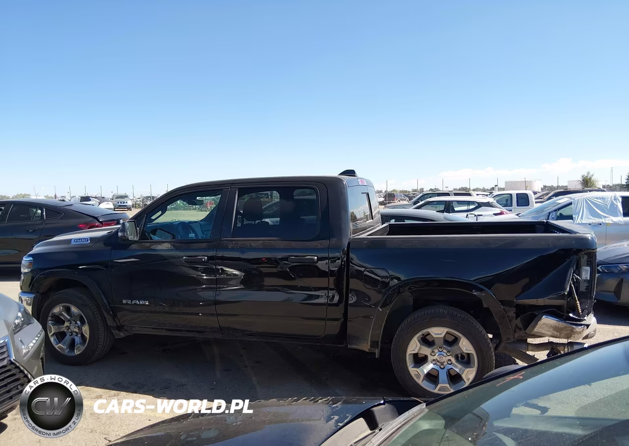 2026 Ram 1500 Big Horn 4X4 5'7 Box VIN:3C6SRFFP2T4159794 - 15