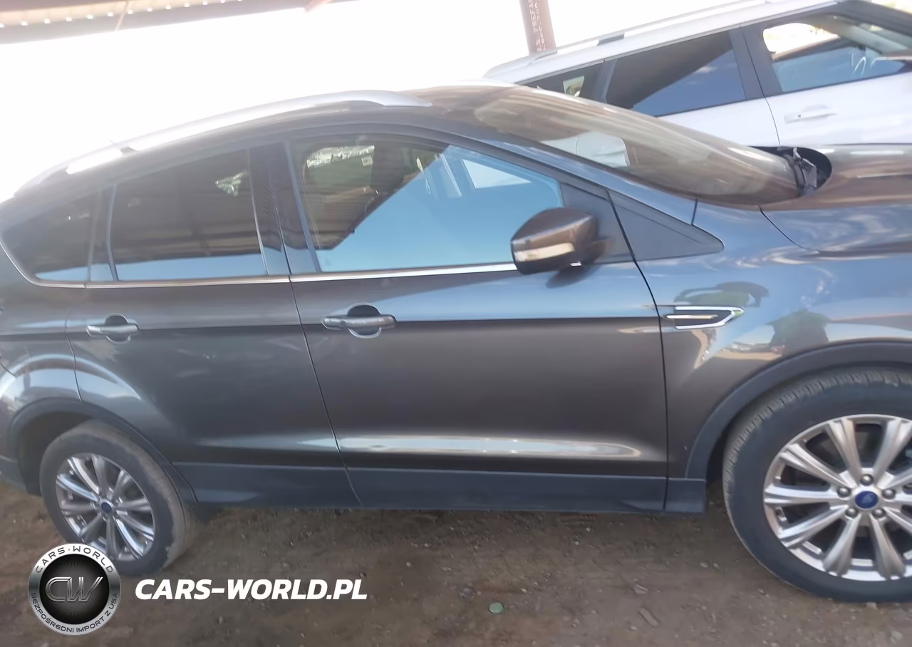 2018 Ford Escape Titanium VIN:1FMCU0J93JUC88066 - 13