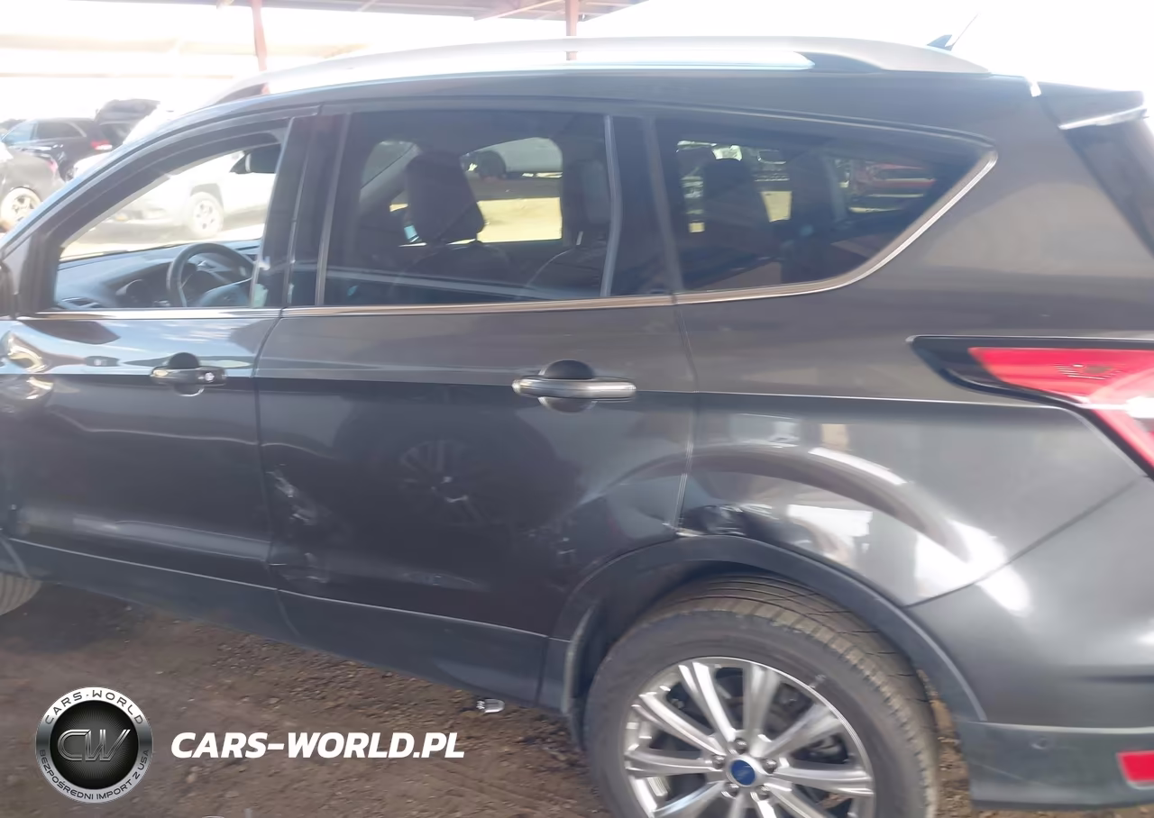 2018 Ford Escape Titanium VIN:1FMCU0J93JUC88066 - 14