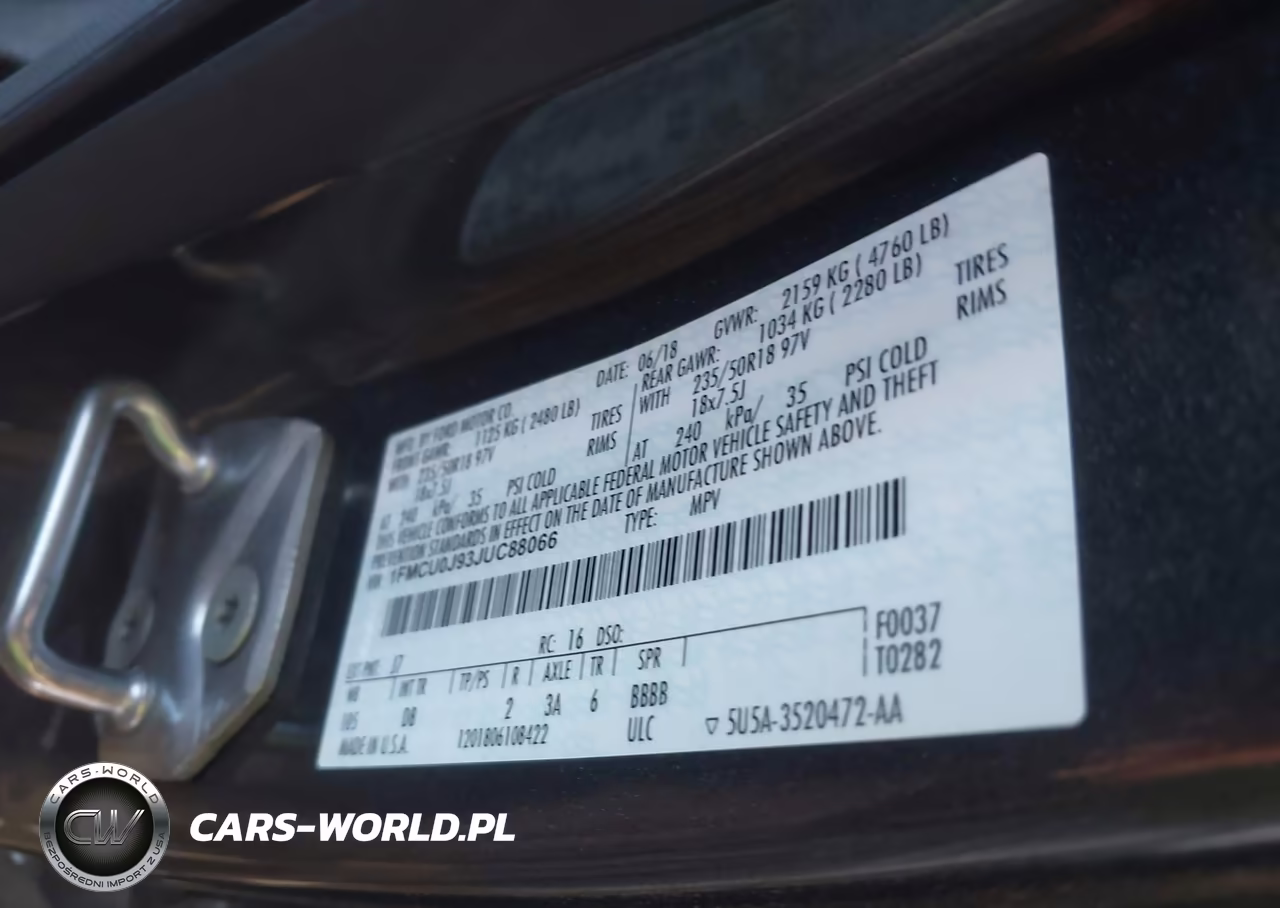 2018 Ford Escape Titanium VIN:1FMCU0J93JUC88066 - 9