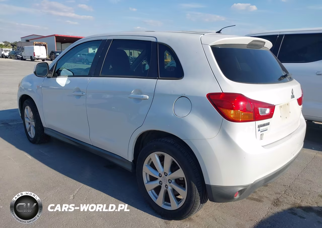 2015 Mitsubishi Outlander Sport Es VIN:4A4AP3AU9FE025616 - 3