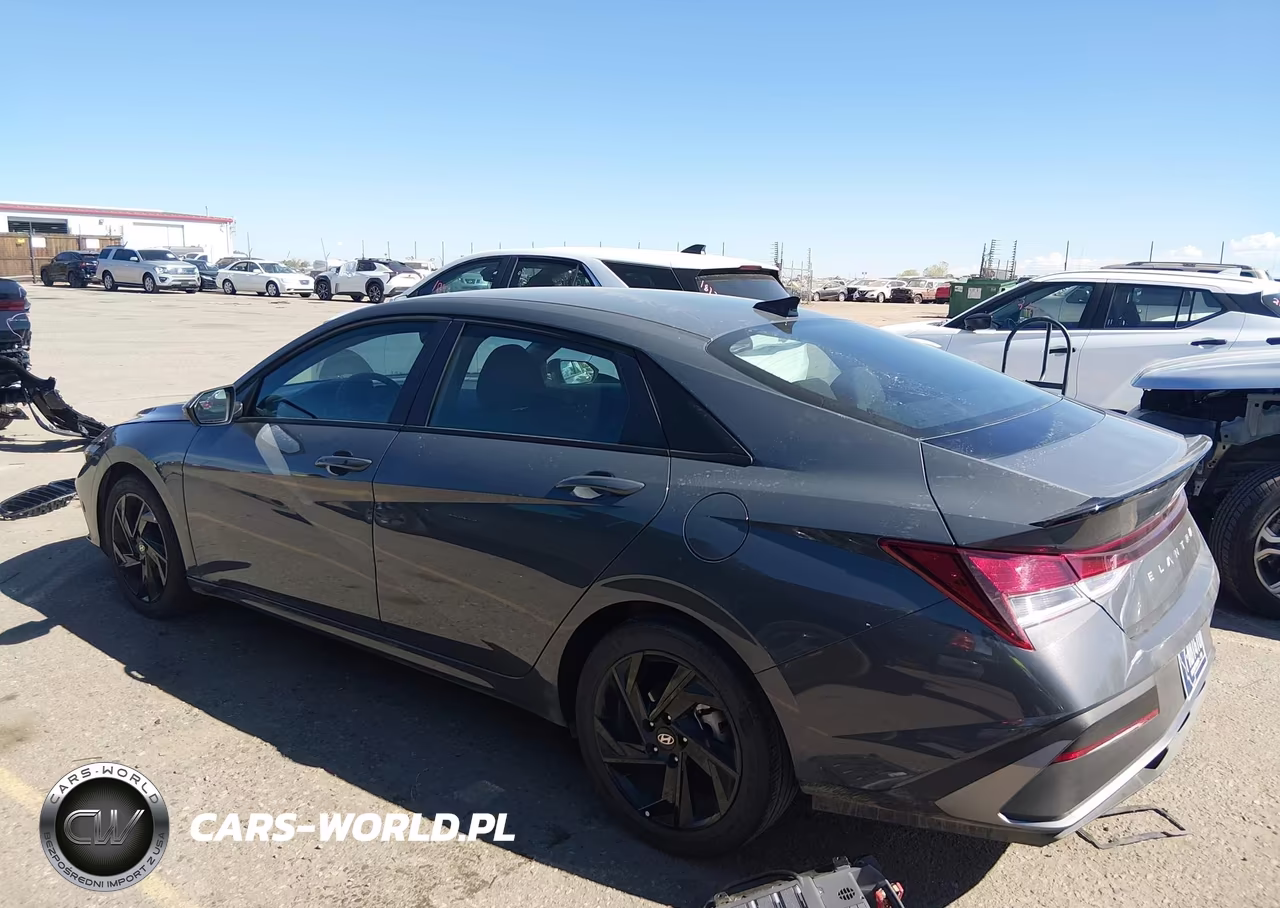 2026 Hyundai Elantra Sel Sport VIN:KMHLM4DG2TU186469 - 14