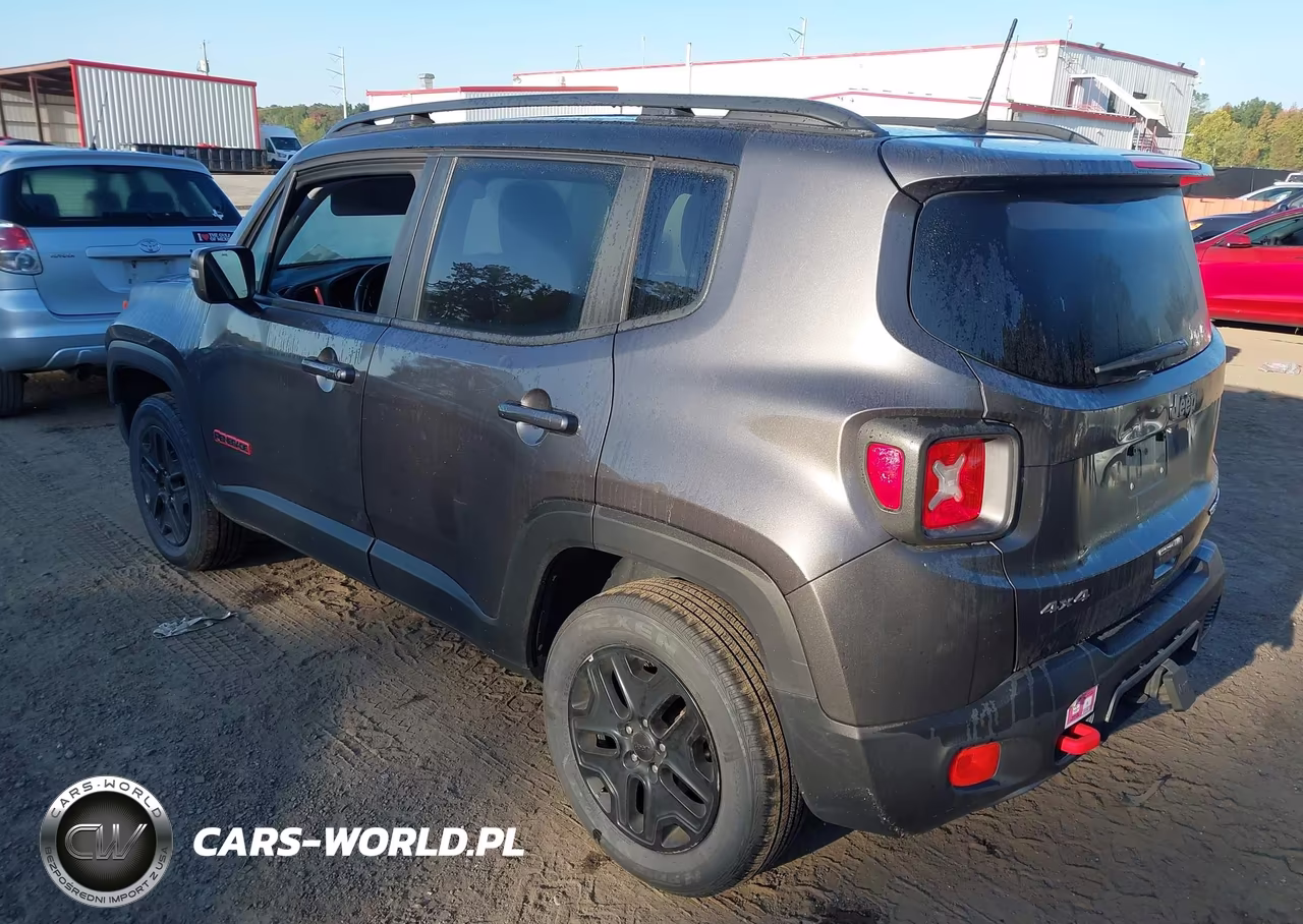 2018 Jeep Renegade Trailhawk 4X4 VIN:ZACCJBCB1JPH58704 - 3