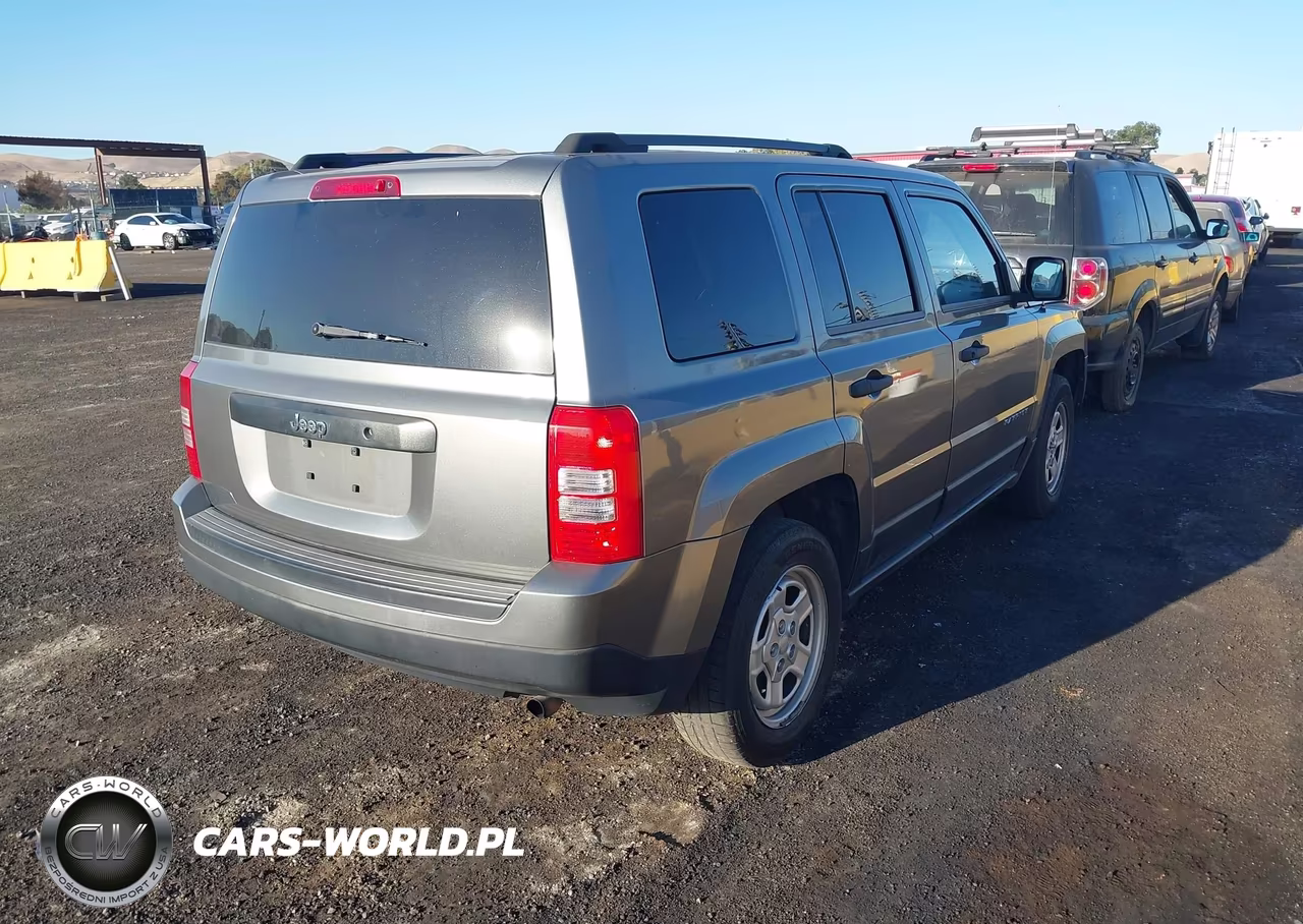 2014 Jeep Patriot Sport VIN:1C4NJPBAXED571593 - 4