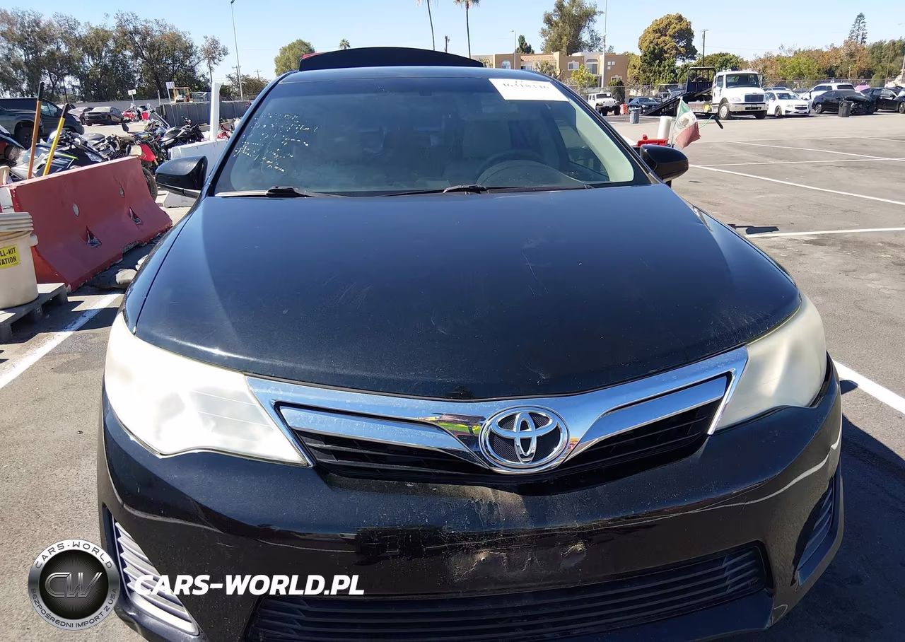 2014 Toyota Camry Le VIN:4T4BF1FK2ER406546 - 12