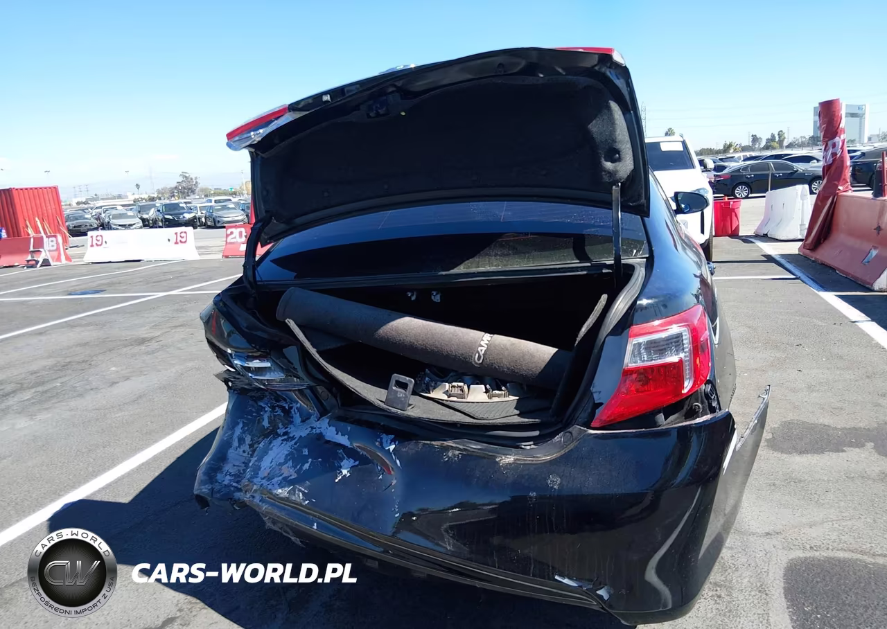 2014 Toyota Camry Le VIN:4T4BF1FK2ER406546 - 16