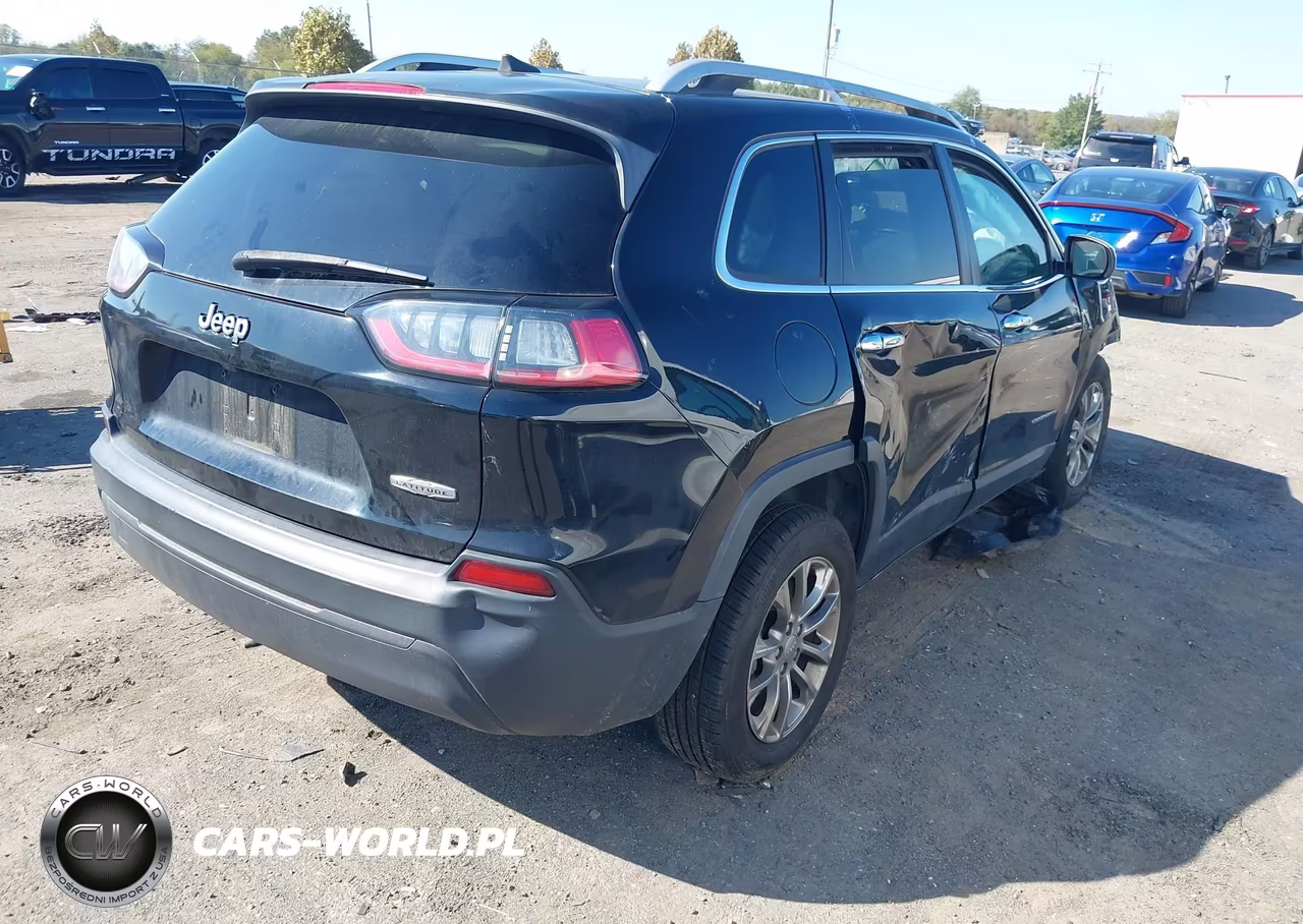 2019 Jeep Cherokee Latitude Plus Fwd VIN:1C4PJLLB4KD187006 - 4