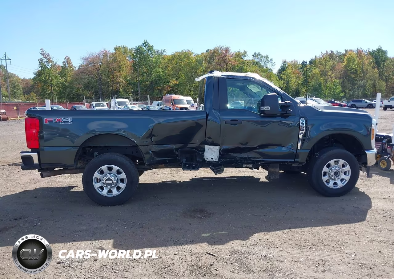 2024 Ford F-350 Xlt VIN:1FTRF3BN7REF04853 - 13