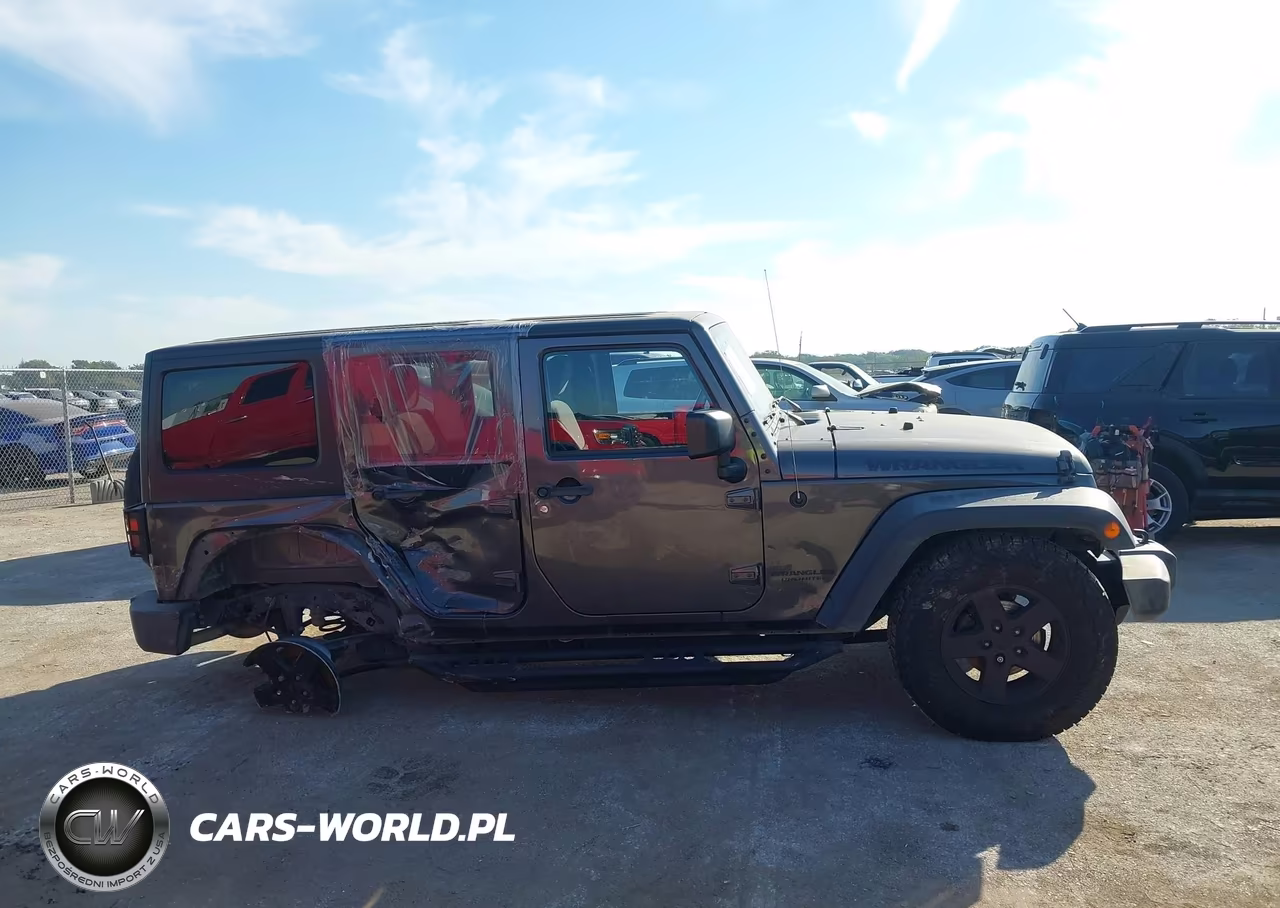 2017 Jeep Wrangler Unlimited Big Bear 4X4 VIN:1C4BJWDGXHL603290 - 13