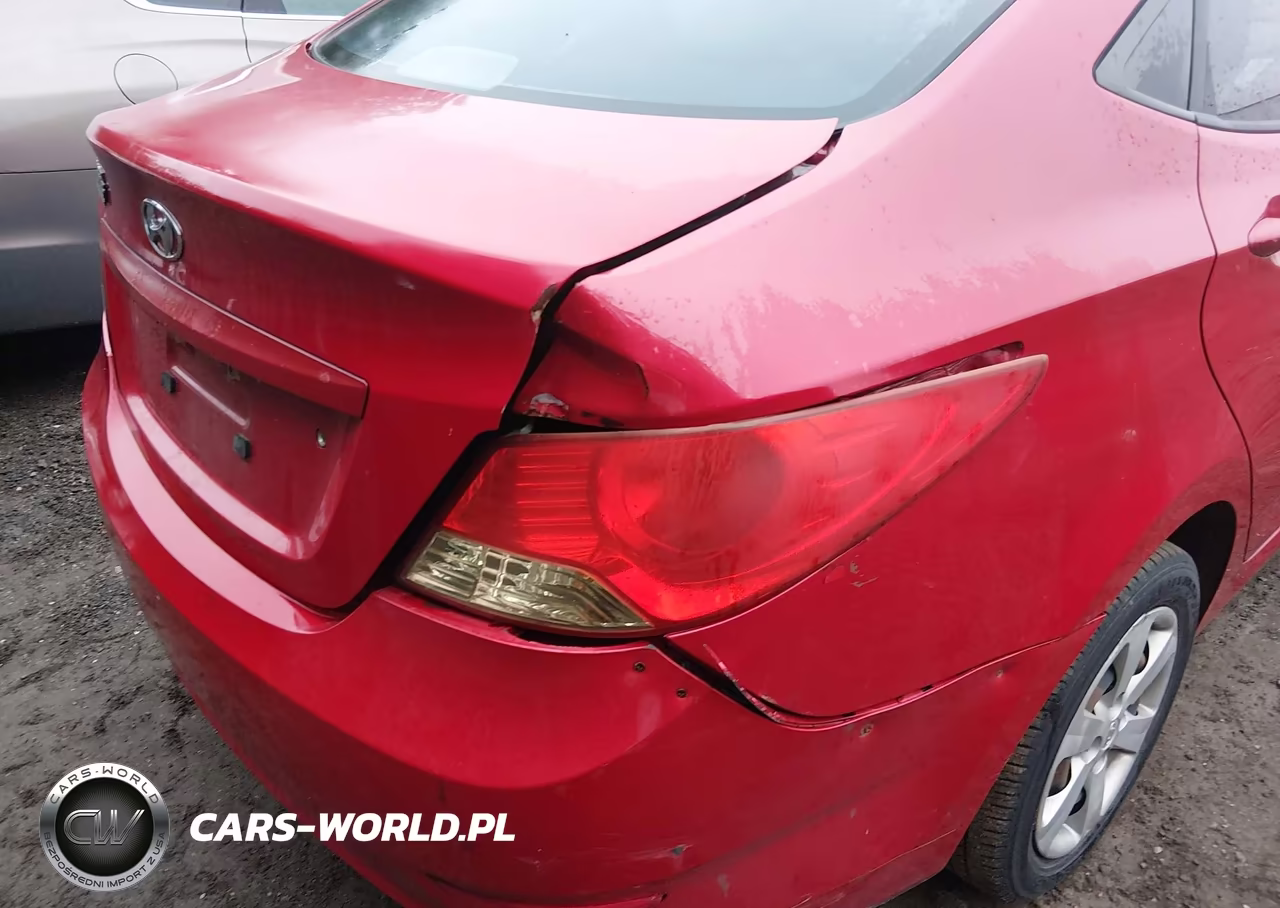2013 Hyundai Accent Gls VIN:KMHCT4AE0DU376603 - 6