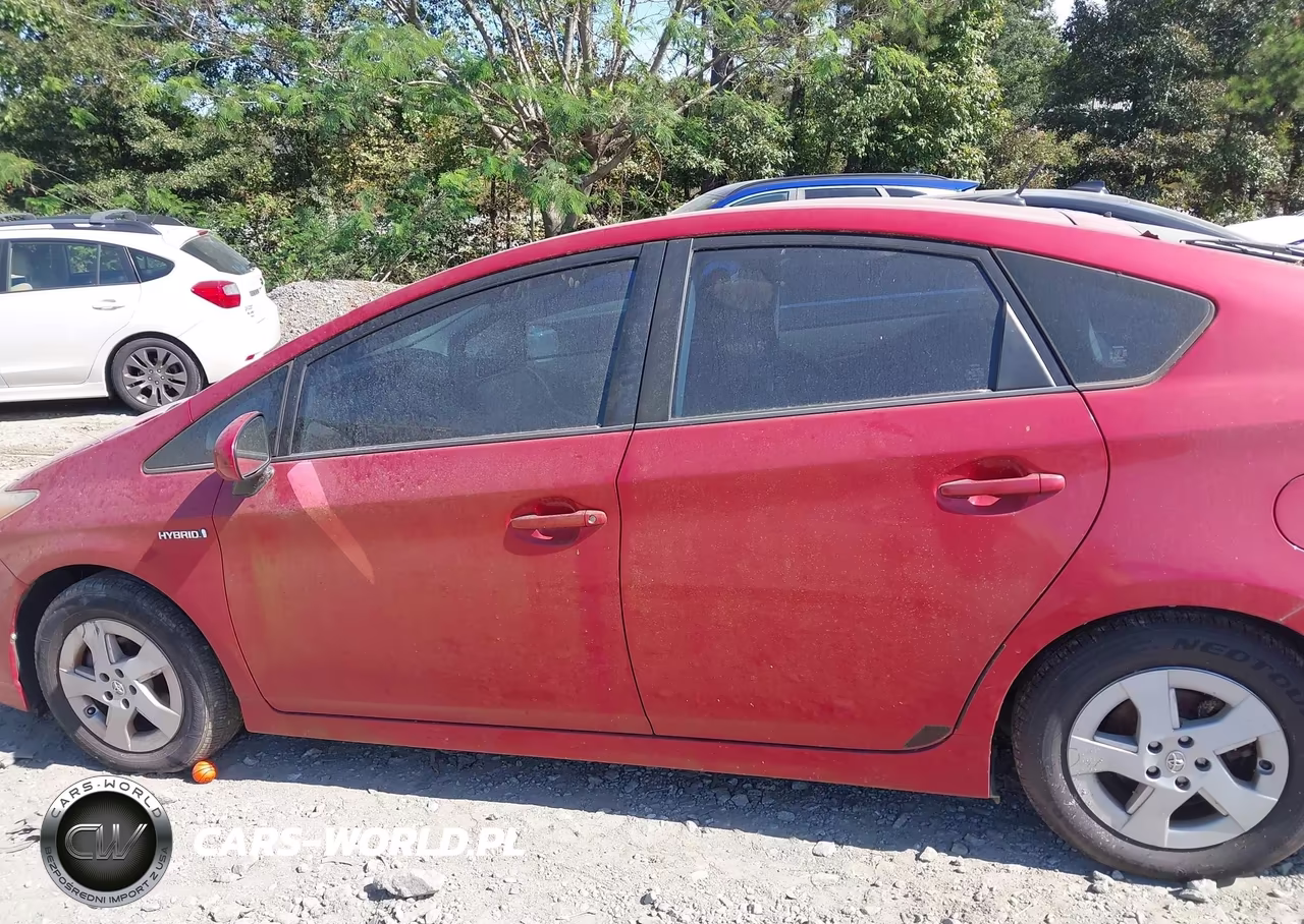 2011 Toyota Prius Two VIN:JTDKN3DU1B1430254 - 14