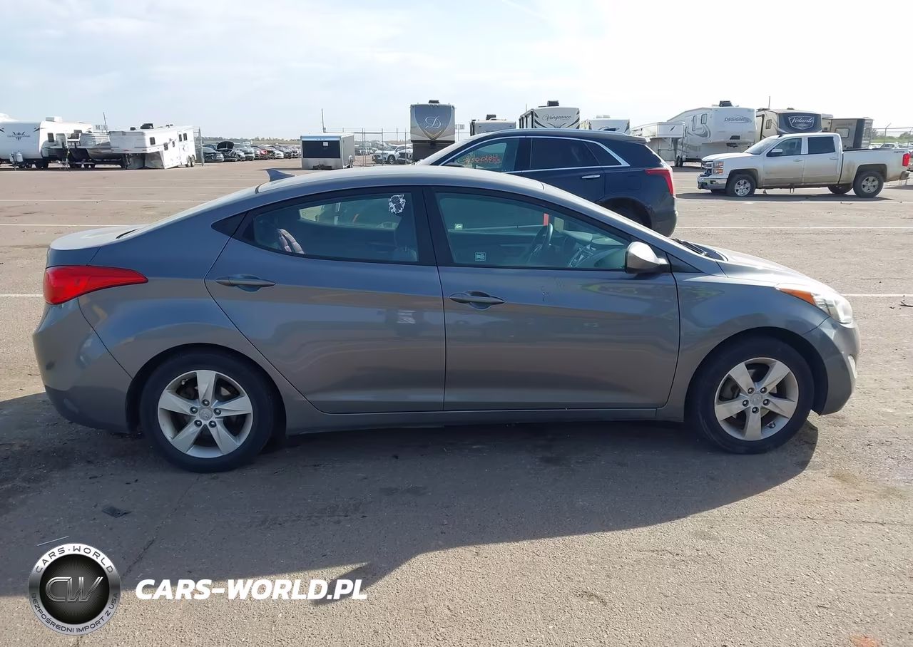 2012 Hyundai Elantra Gls VIN:5NPDH4AE5CH080785 - 13
