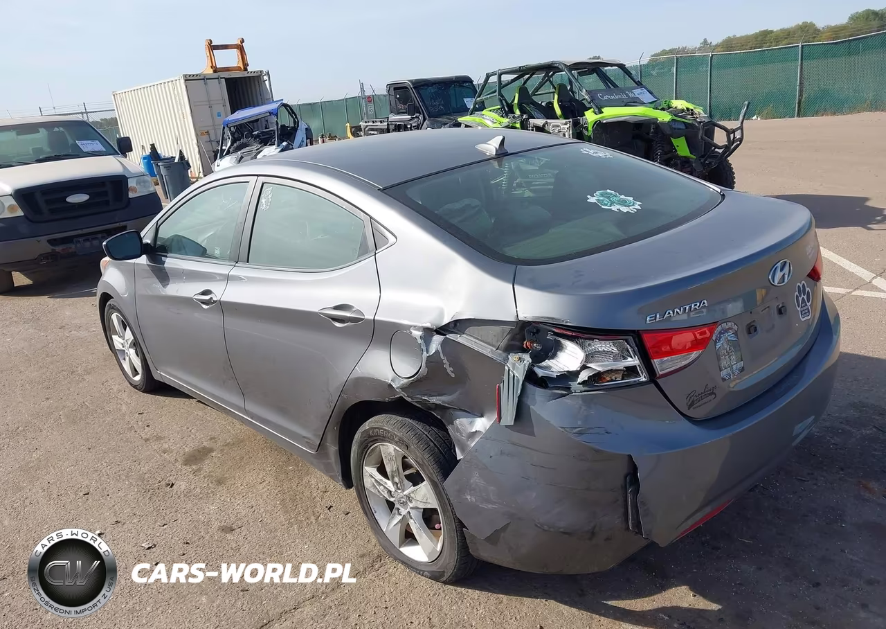 2012 Hyundai Elantra Gls VIN:5NPDH4AE5CH080785 - 3