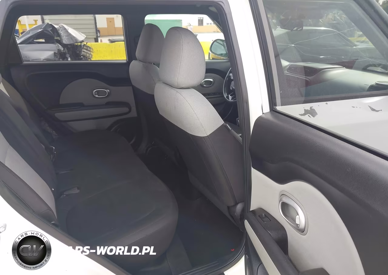 2016 Kia Soul VIN:KNDJN2A27G7315381 - 8
