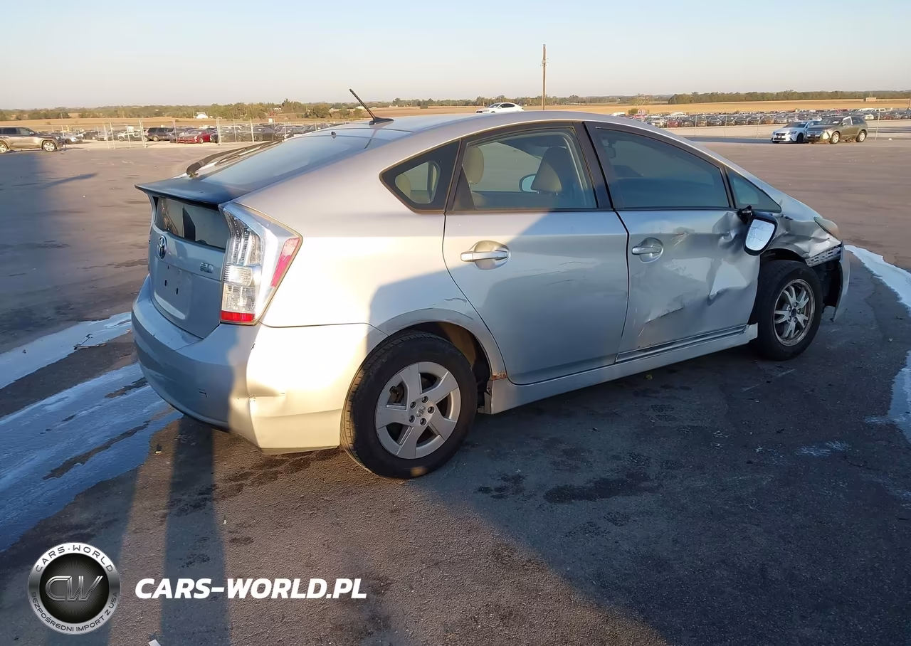 2010 Toyota Prius Iii VIN:JTDKN3DU8A0054673 - 4