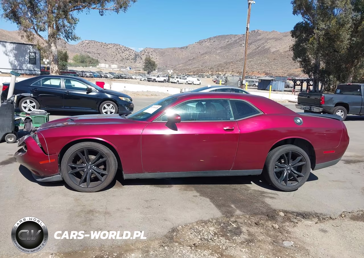 2018 Dodge Challenger Sxt VIN:2C3CDZAG9JH118549 - 14