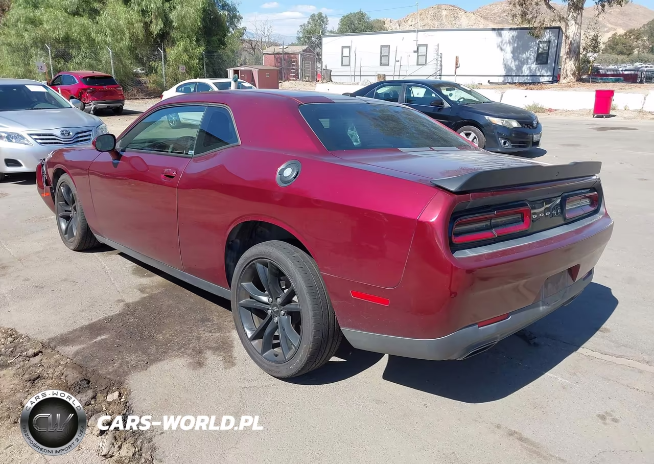 2018 Dodge Challenger Sxt VIN:2C3CDZAG9JH118549 - 3