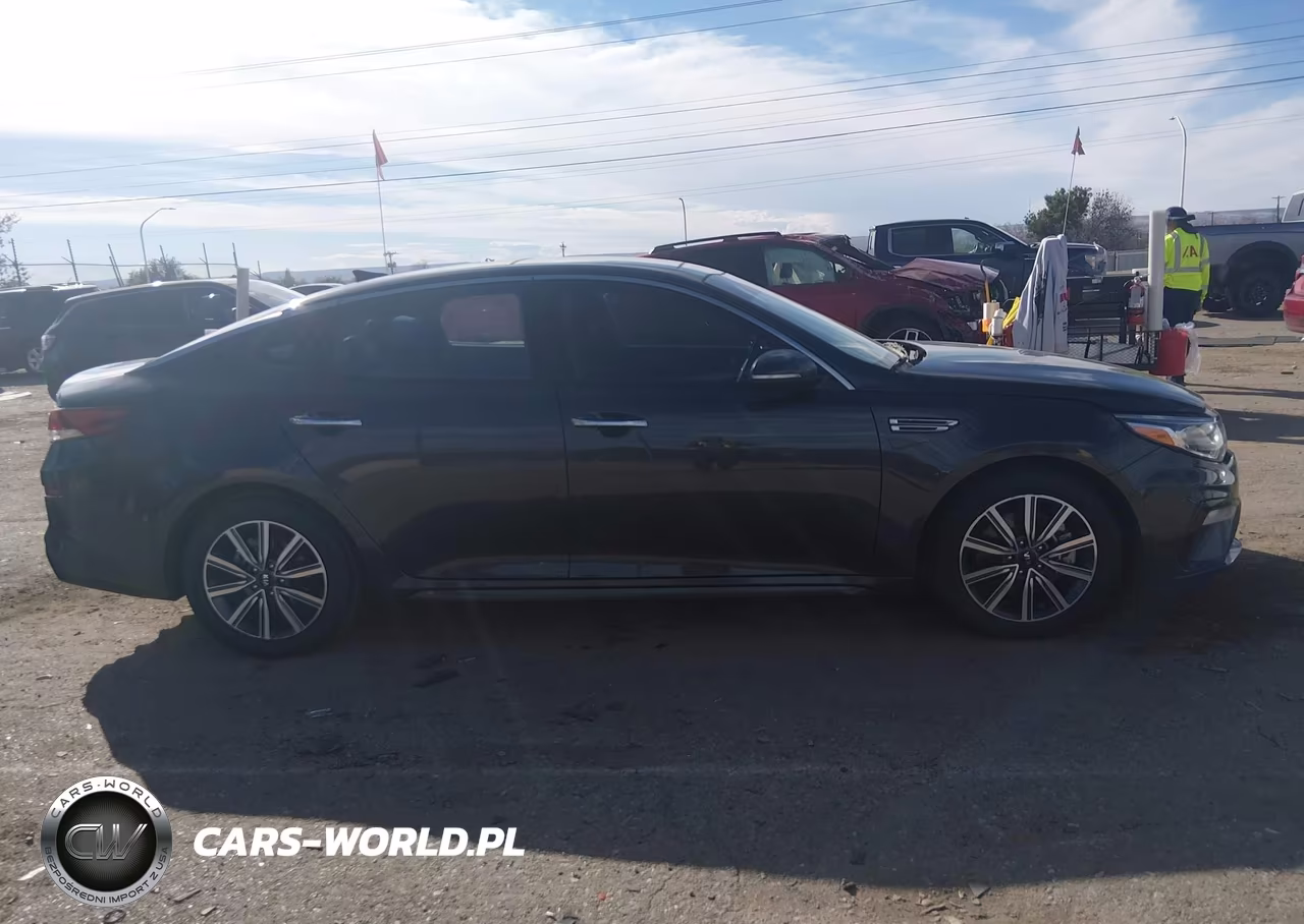 2019 Kia Optima Ex VIN:5XXGU4L17KG326166 - 12