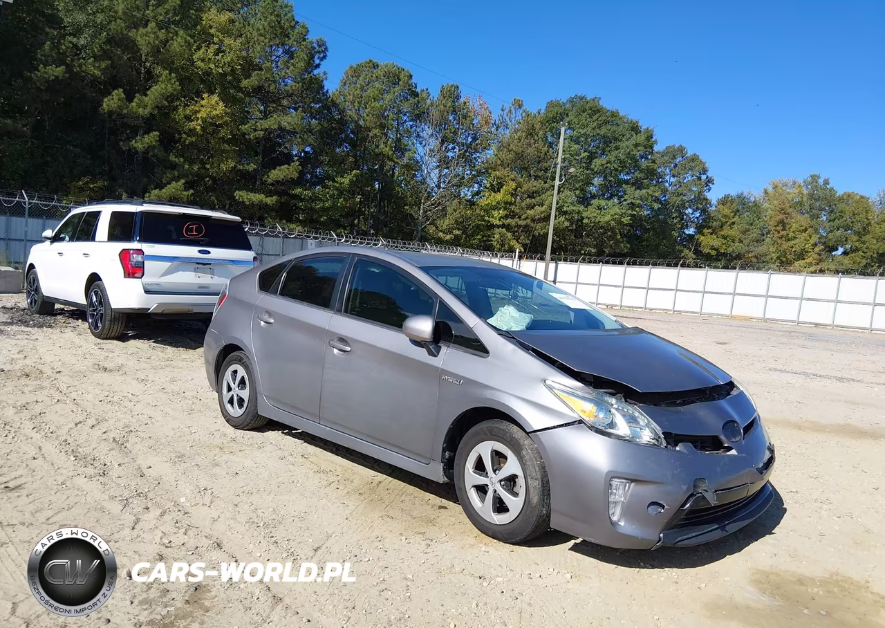 2015 Toyota Prius Three