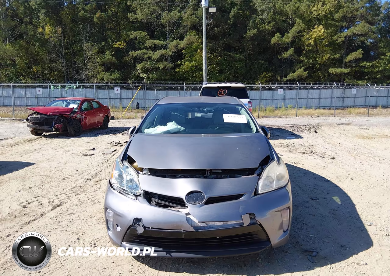 2015 Toyota Prius Three VIN:JTDKN3DU3F1930308 - 12