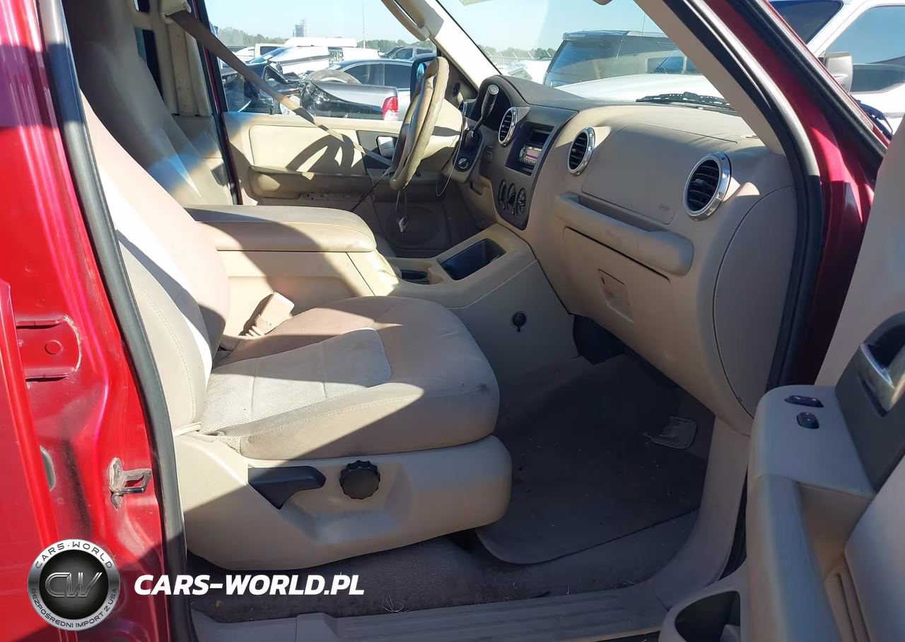 2004 Ford Expedition Xlt VIN:1FMRU15W64LA96747 - 5