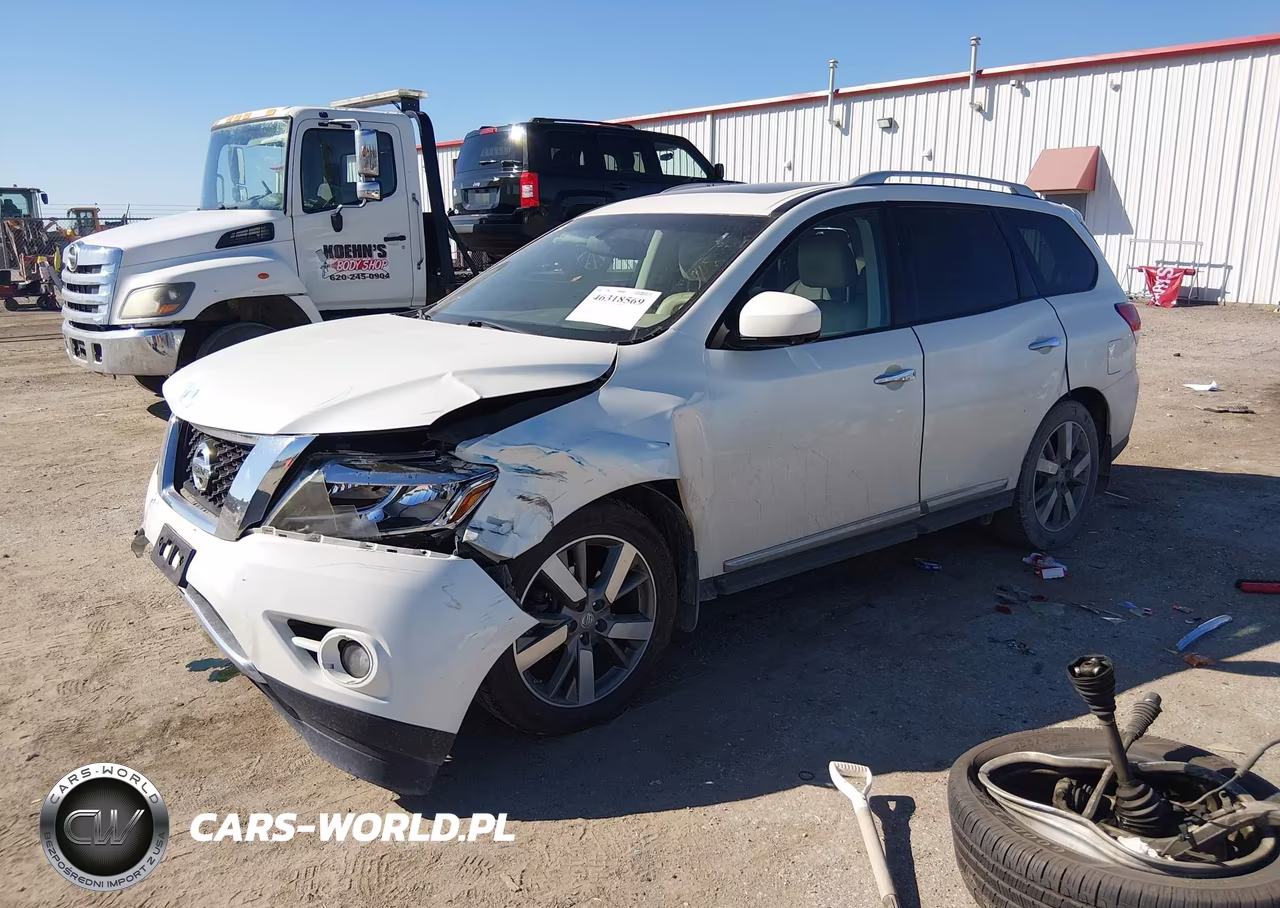 2015 Nissan Pathfinder Platinum VIN:5N1AR2MMXFC634907 - 2