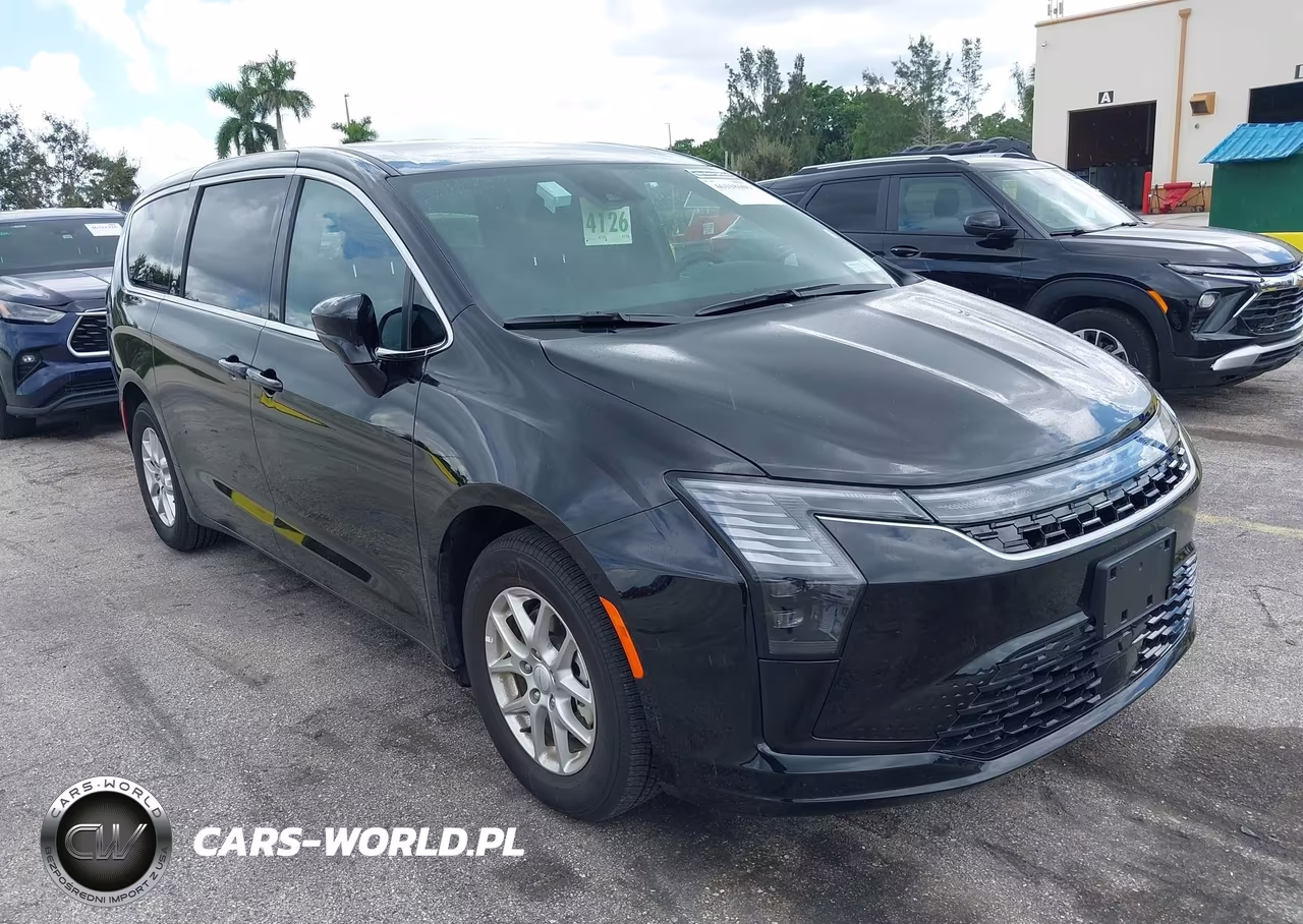 2027 Chrysler Pacifica VIN:2C4RC1BG0VR580717 - 1