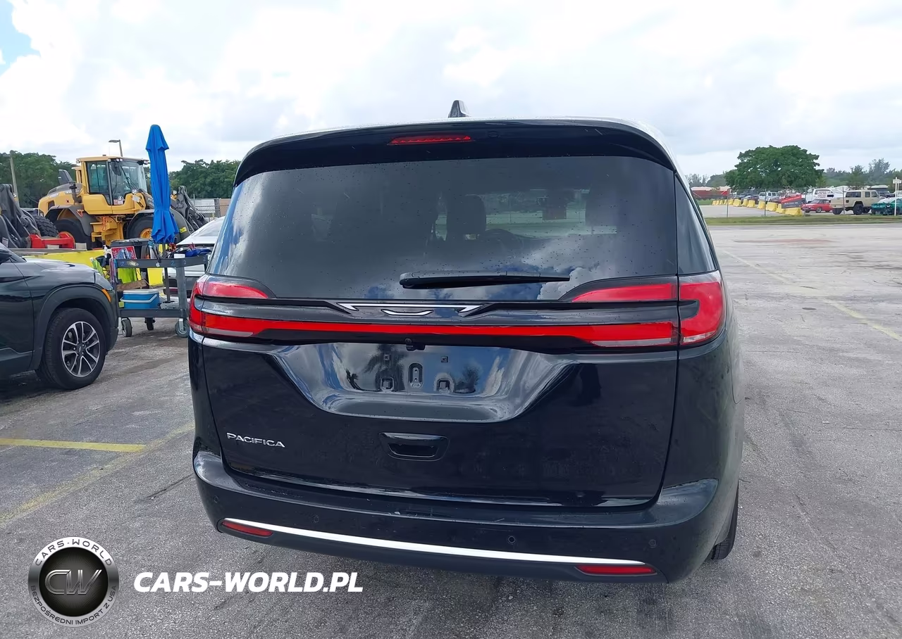 2027 Chrysler Pacifica VIN:2C4RC1BG0VR580717 - 16