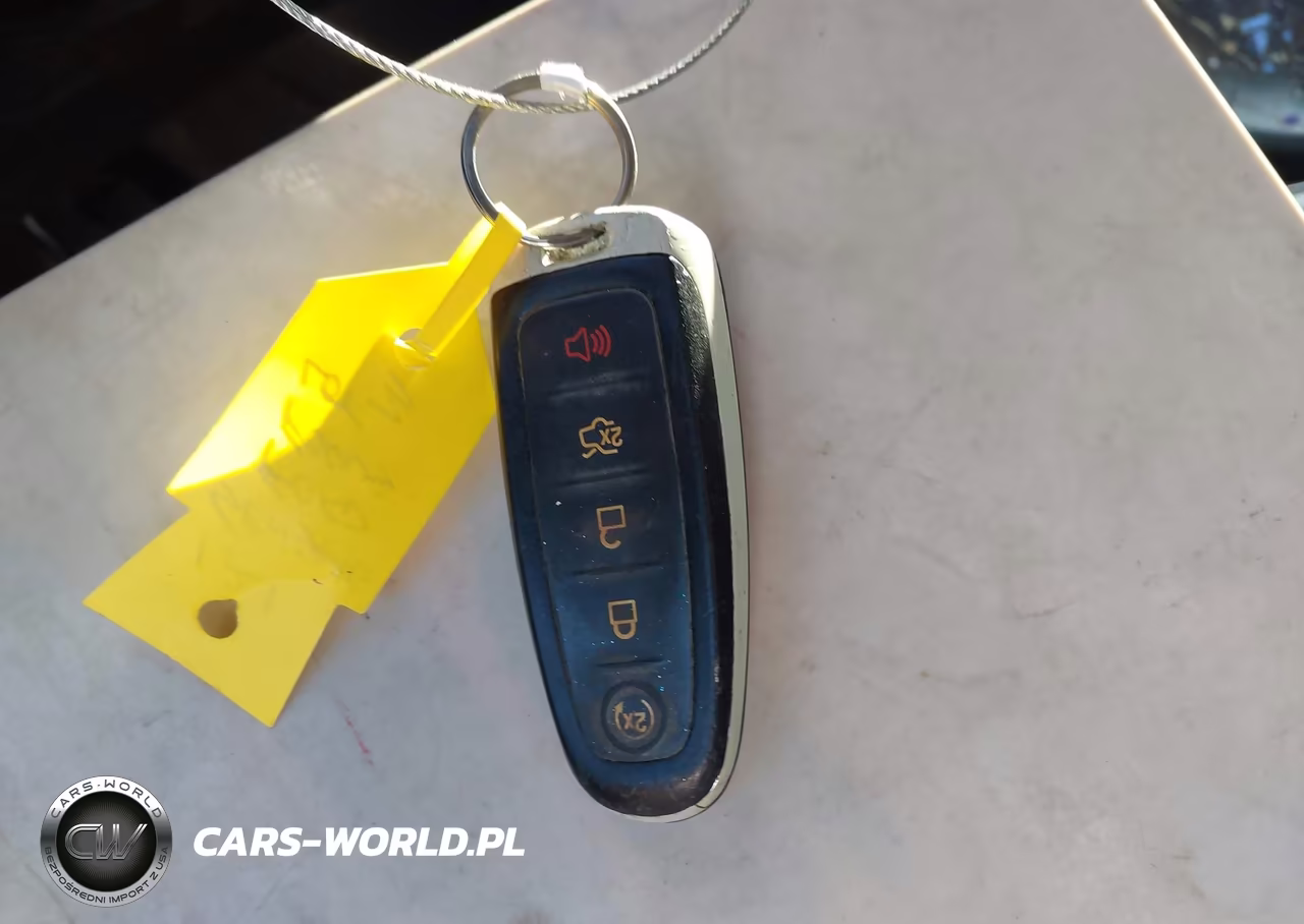 2013 Ford Focus Titanium VIN:1FADP3N20DL193799 - 11