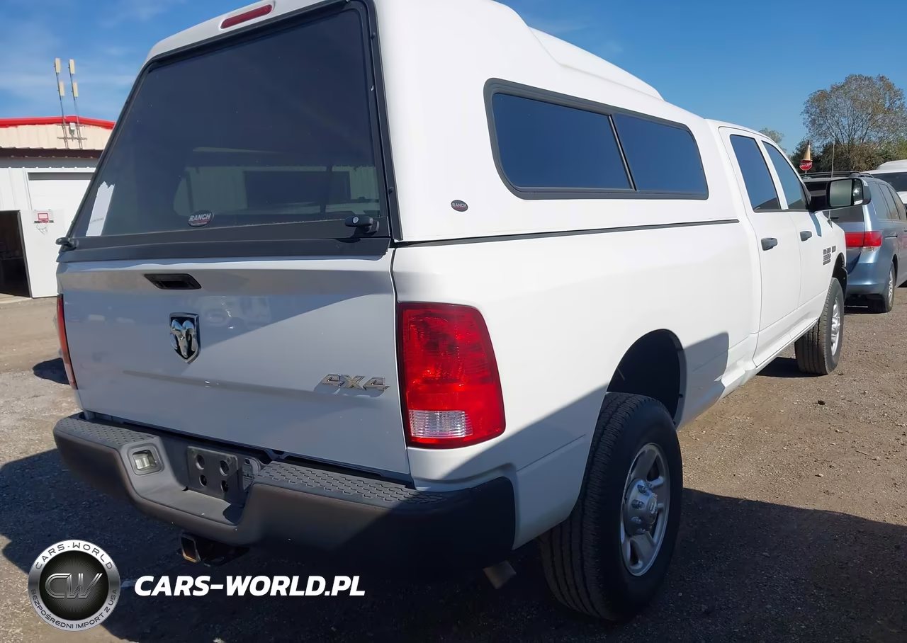 2018 Ram 3500 Tradesman 4X4 8' Box VIN:3C63R3GT1JG285249 - 4