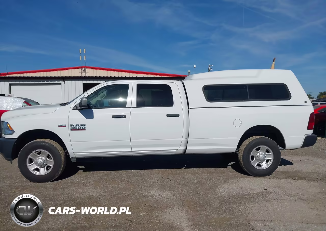 2018 Ram 3500 Tradesman 4X4 8' Box VIN:3C63R3GTXJG299084 - 14