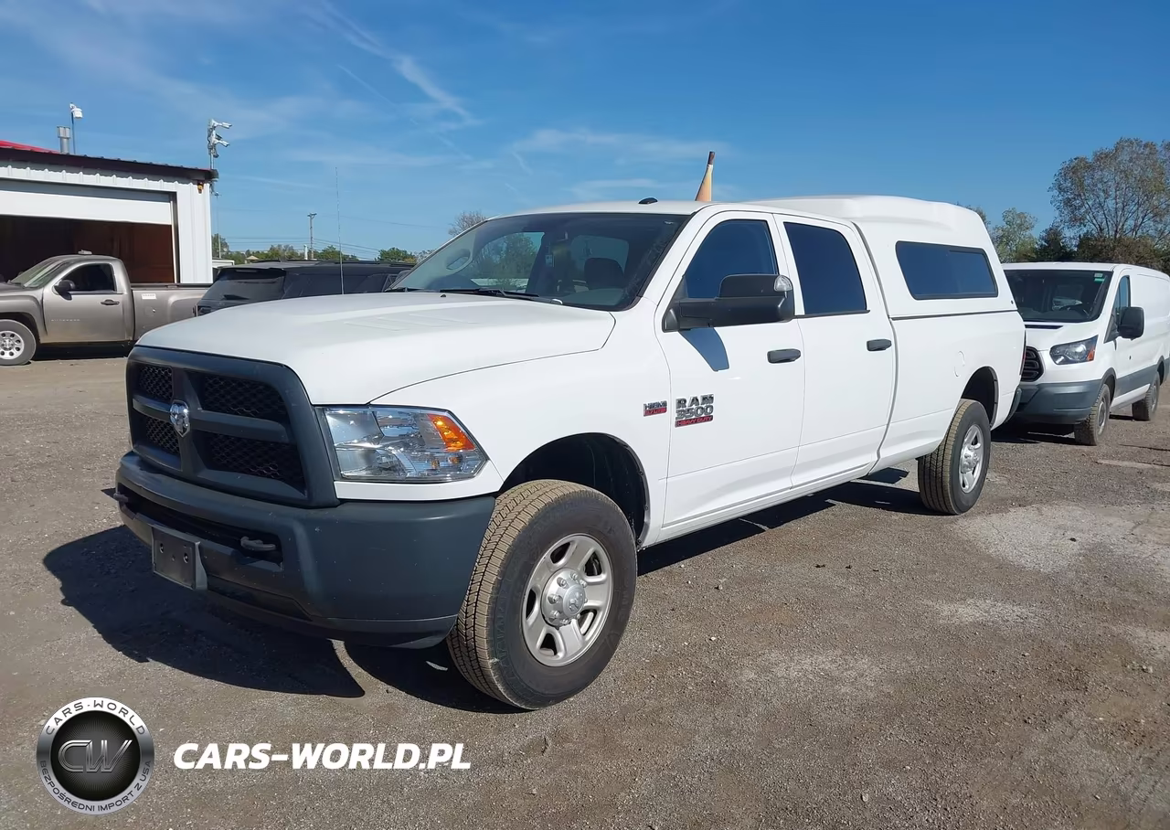 2018 Ram 3500 Tradesman 4X4 8' Box VIN:3C63R3GTXJG299084 - 2