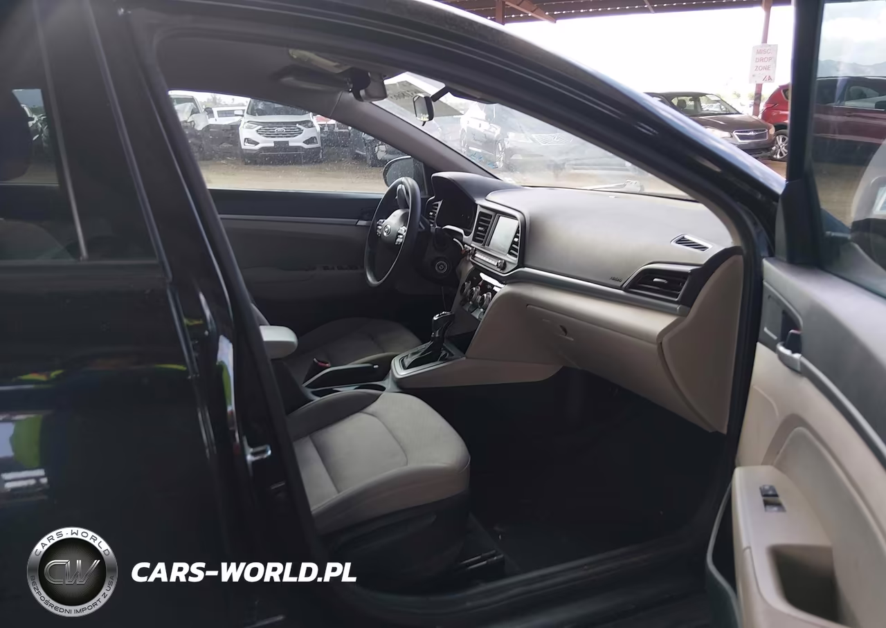 2019 Hyundai Elantra Sel VIN:5NPD84LF1KH415982 - 5