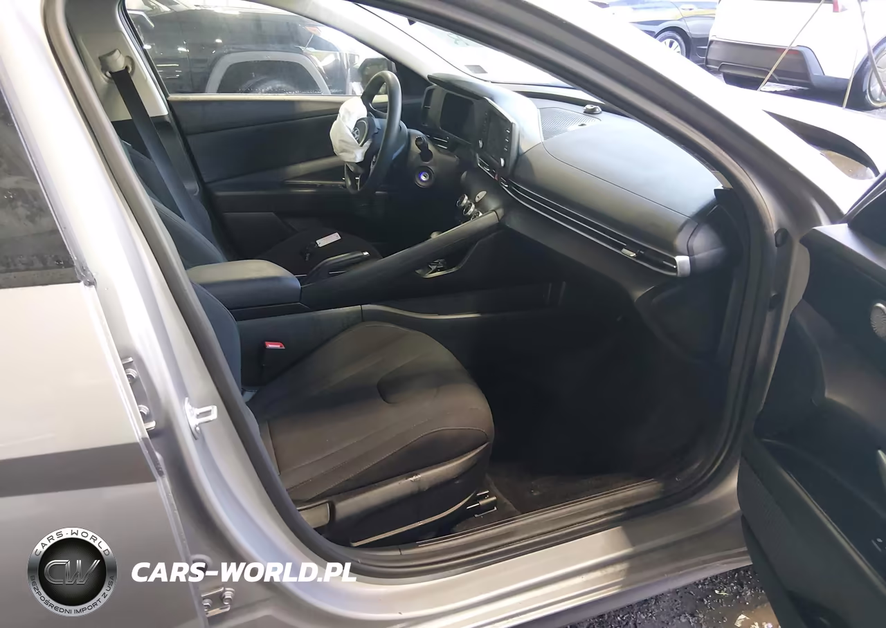2025 Hyundai Elantra Se VIN:KMHLL4DG9SU076133 - 5