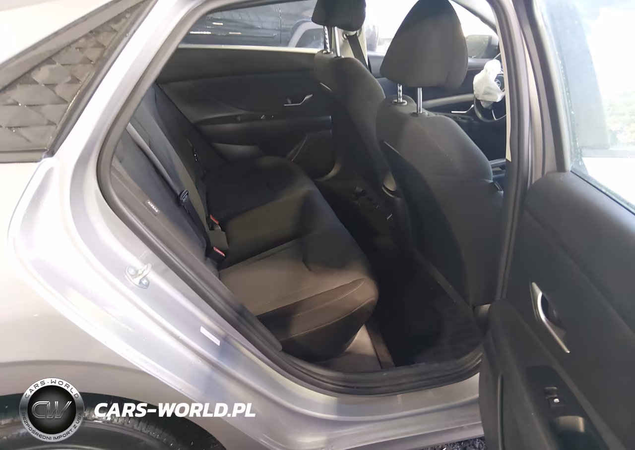 2025 Hyundai Elantra Se VIN:KMHLL4DG9SU076133 - 8