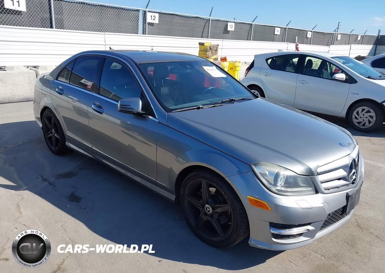 2013 Mercedes-Benz C 250 Sport VIN:WDDGF4HB8DR254654 - 1