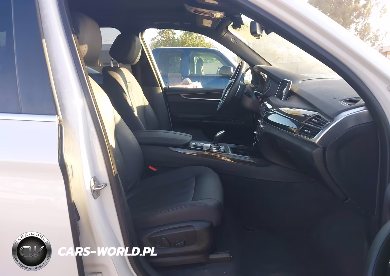 2018 BMW X5 Sdrive35I VIN:5UXKR2C51J0Z15666 - 5