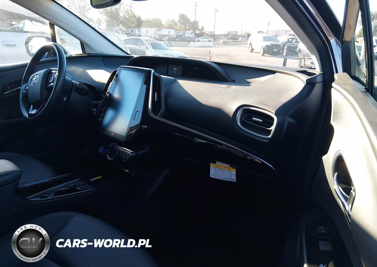 2021 Toyota Prius Prime Limited VIN:JTDKAMFP7M3177313 - 5
