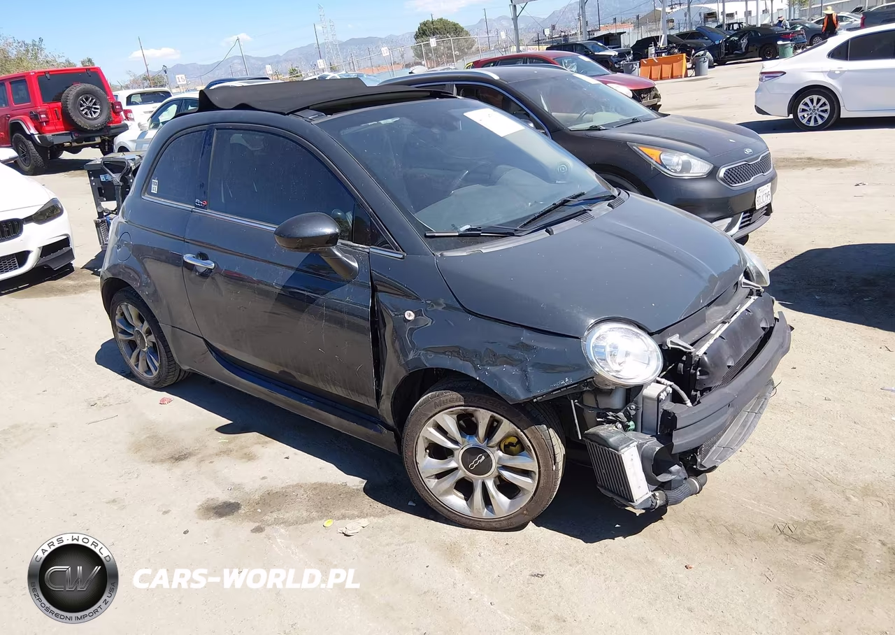 2018 Fiat 500C Lounge