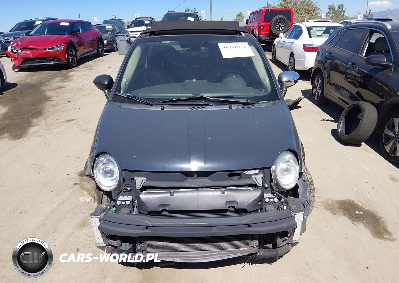 2018 Fiat 500C Lounge VIN:3C3CFFEH9JT257129 - 12