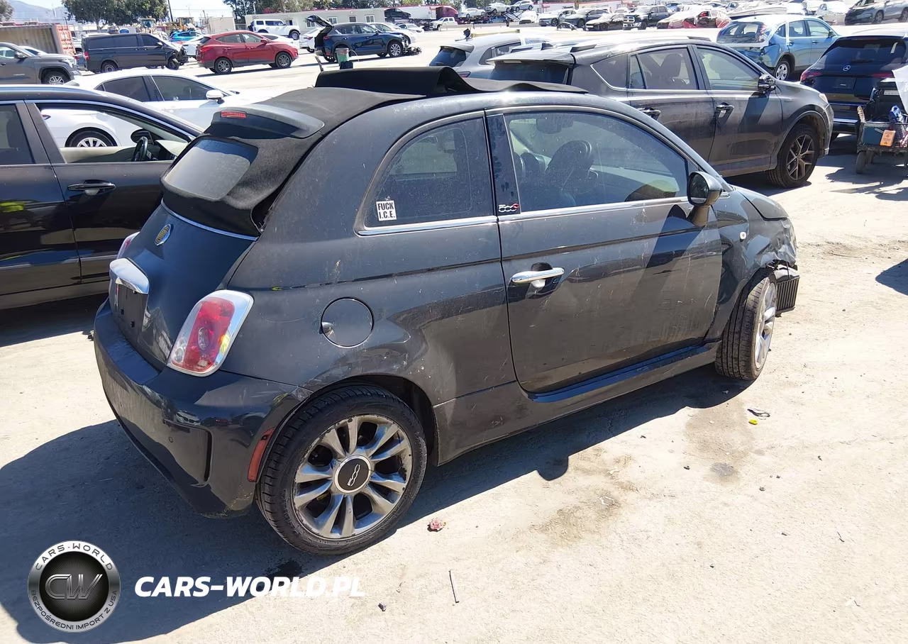 2018 Fiat 500C Lounge VIN:3C3CFFEH9JT257129 - 4