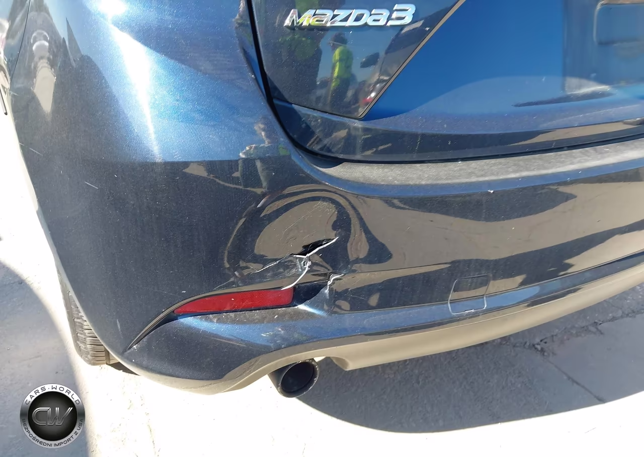 2017 Mazda Mazda3 Sport VIN:JM1BN1K71H1141885 - 17
