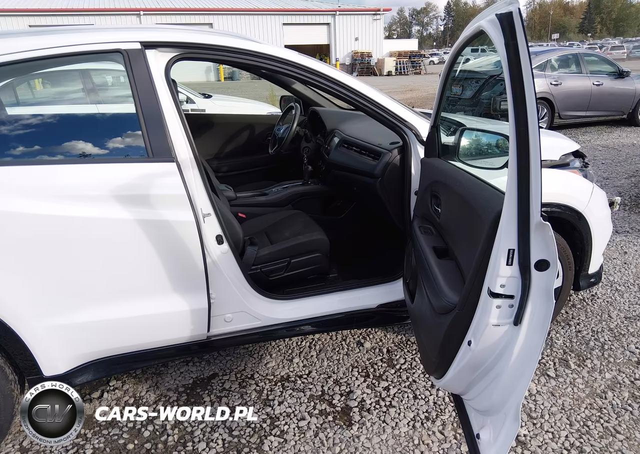 2019 Honda Hr-V Sport VIN:3CZRU6H17KM702595 - 5
