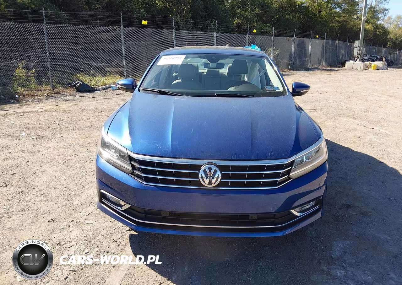 2017 Volkswagen Passat 1.8T Sel Premium VIN:1VWCT7A35HC039244 - 12