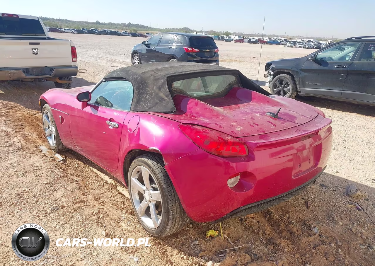 2008 Pontiac Solstice VIN:1G2MC35B58Y114047 - 3