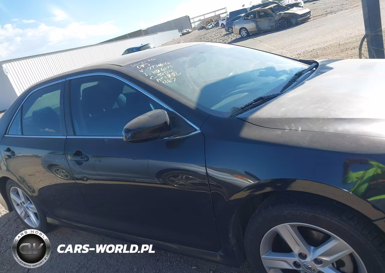 2014 Toyota Camry Se VIN:4T1BF1FK7EU777406 - 13